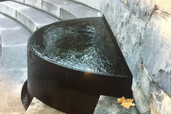 Massivbrunnen Brunnenbecken Hamburg Granit